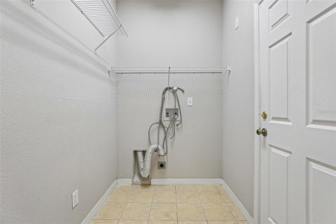 Casa en venta en Orlando, Florida, 5 dormitorios, 262.91 m2 № 2361266 - foto 27
