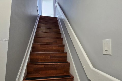 Condominio en venta en Hialeah, Florida, 2 dormitorios, 89.19 m2 № 1974893 - foto 22