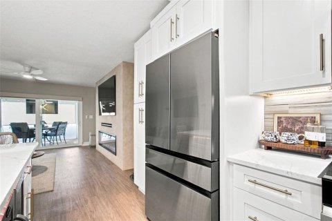 Copropriété à vendre à North Redington Beach, Floride: 2 chambres, 90.21 m2 № 2376862 - photo 10