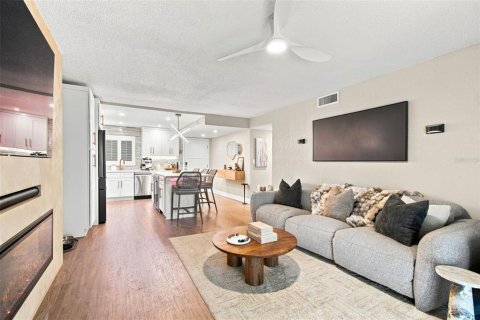 Copropriété à vendre à North Redington Beach, Floride: 2 chambres, 90.21 m2 № 2376862 - photo 13