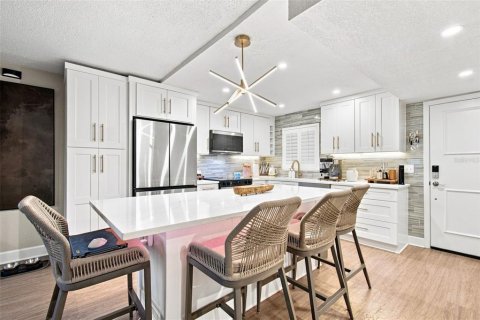 Copropriété à vendre à North Redington Beach, Floride: 2 chambres, 90.21 m2 № 2376862 - photo 4