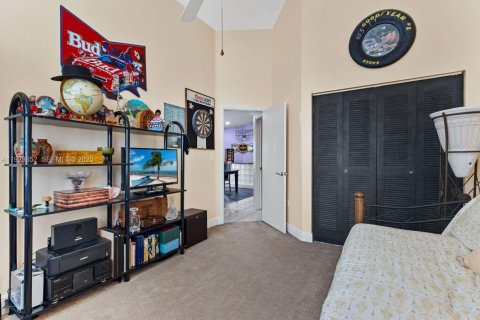 House in Cooper City, Florida 3 bedrooms, 148.18 sq.m. № 1987091 - photo 25