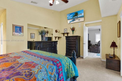 House in Cooper City, Florida 3 bedrooms, 148.18 sq.m. № 1987091 - photo 13