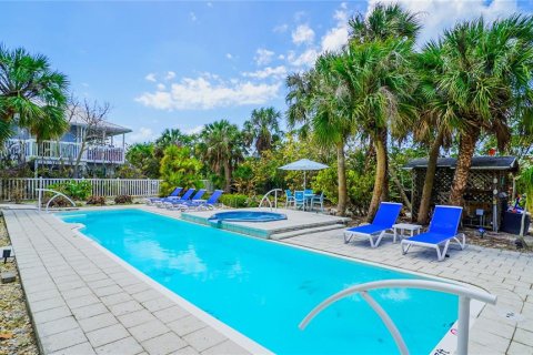 Villa ou maison à louer à Placida, Floride: 2 chambres, 95.13 m2 № 2378345 - photo 5