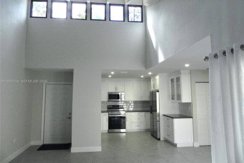 Снять в аренду виллу или дом в Майами, Флорида 3 спальни, 129.69м2, № 2050804 - фото 6