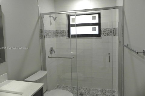 Снять в аренду виллу или дом в Майами, Флорида 3 спальни, 129.69м2, № 2050804 - фото 17