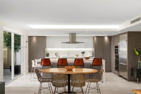 Condo in Key Biscayne, Florida, 2 bedrooms  № 2043199 - photo 5