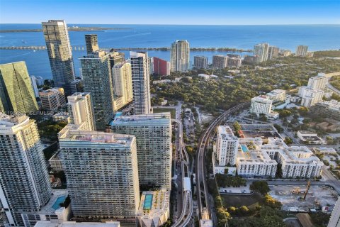 Copropriété à louer à Miami, Floride: 2 chambres, 102.84 m2 № 2051135 - photo 25