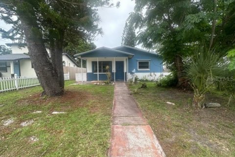 Casa en venta en Saint Petersburg, Florida, 3 dormitorios, 101.45 m2 № 2384125 - foto 4