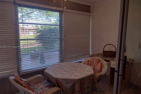 Condominio en venta en Lauderdale Lakes, Florida, 1 dormitorio, 71.35 m2 № 1934581 - foto 3