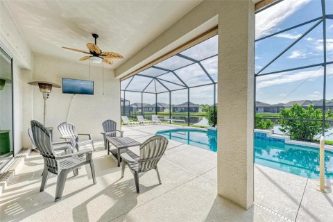 House in Parrish, Florida 4 bedrooms, 205.96 sq.m. № 1371281 - photo 27