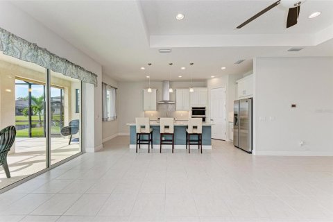 House in Parrish, Florida 4 bedrooms, 205.96 sq.m. № 1371281 - photo 18