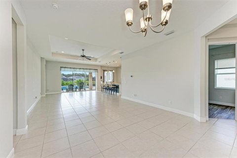 House in Parrish, Florida 4 bedrooms, 205.96 sq.m. № 1371281 - photo 14
