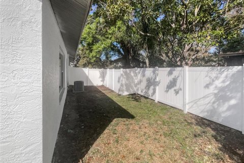 Touwnhouse à vendre à Oldsmar, Floride: 2 chambres, 120.4 m2 № 1569641 - photo 16