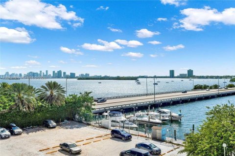 Copropriété à vendre à North Bay Village, Floride: 41.25 m2 № 2251113 - photo 23