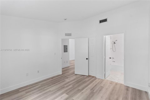 Condo in Homestead, Florida, 2 bedrooms  № 2043624 - photo 11