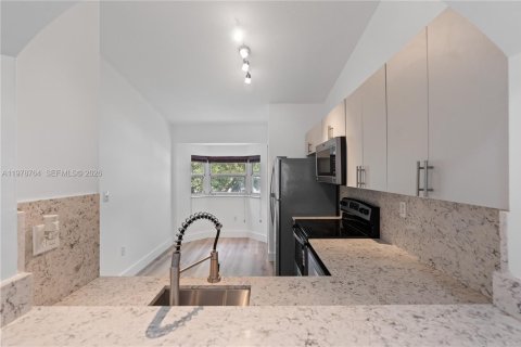 Condo in Homestead, Florida, 2 bedrooms  № 2043624 - photo 21