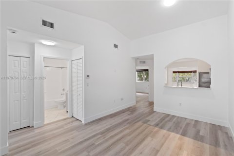 Condo in Homestead, Florida, 2 bedrooms  № 2043624 - photo 17