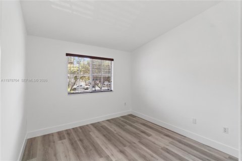 Condo in Homestead, Florida, 2 bedrooms  № 2043624 - photo 18