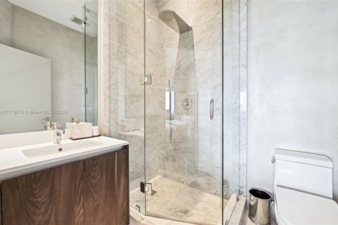 Condo in Miami, Florida, 3 bedrooms  № 1601135 - photo 25