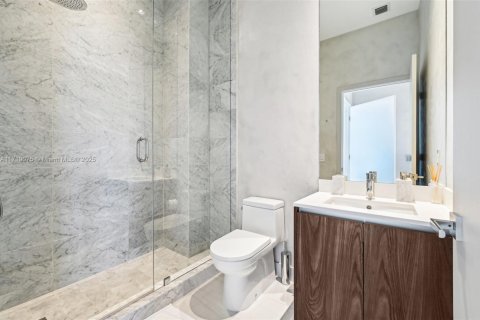 Condo in Miami, Florida, 3 bedrooms  № 1601135 - photo 26