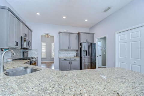 House in Riverview, Florida 4 bedrooms, 205.96 sq.m. № 1902803 - photo 10