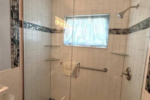 Casa en venta en Pinellas Park, Florida, 3 dormitorios, 153.2 m2 № 1902388 - foto 18