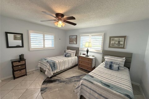 Casa en venta en Pinellas Park, Florida, 3 dormitorios, 153.2 m2 № 1902388 - foto 16