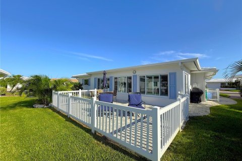 Casa en venta en Pinellas Park, Florida, 3 dormitorios, 153.2 m2 № 1902388 - foto 21