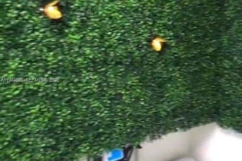 Apartment in Miami, Florida 1 bedroom, 69.68 sq.m. № 2001662 - photo 25