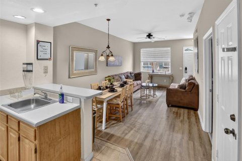 Condo in Kissimmee, Florida, 3 bedrooms № 2232465 - photo 12