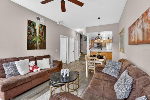 Condo in Kissimmee, Florida, 3 bedrooms № 2232465 - photo 5