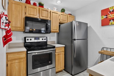 Condo in Kissimmee, Florida, 3 bedrooms № 2232465 - photo 10