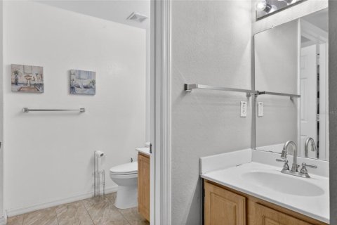 Condo in Kissimmee, Florida, 3 bedrooms № 2232465 - photo 28
