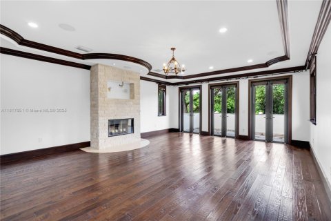 Villa ou maison à louer à Pinecrest, Floride: 9 chambres, 683.48 m2 № 1774509 - photo 28