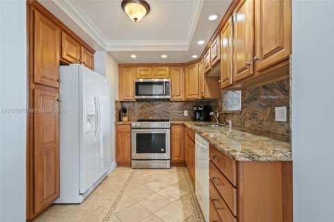 Copropriété à louer à Fort Lauderdale, Floride: 2 chambres, 125.42 m2 № 2154076 - photo 22