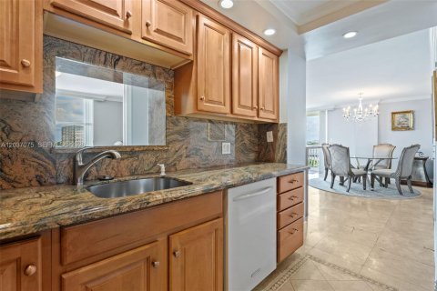 Copropriété à louer à Fort Lauderdale, Floride: 2 chambres, 125.42 m2 № 2154076 - photo 20