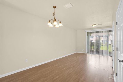 Townhouse in Jacksonville, Florida 2 bedrooms, 115.94 sq.m. № 2258998 - photo 22