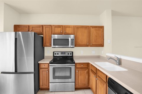 Townhouse in Jacksonville, Florida 2 bedrooms, 115.94 sq.m. № 2258998 - photo 20
