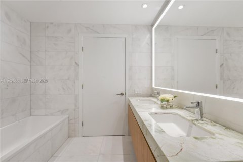 Copropriété à louer à Miami Beach, Floride: 1 chambre, 82.4 m2 № 2000094 - photo 13