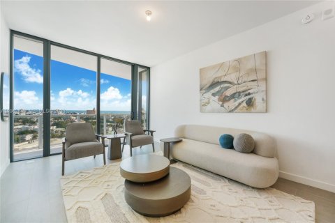 Copropriété à louer à Miami Beach, Floride: 1 chambre, 82.4 m2 № 2000094 - photo 2