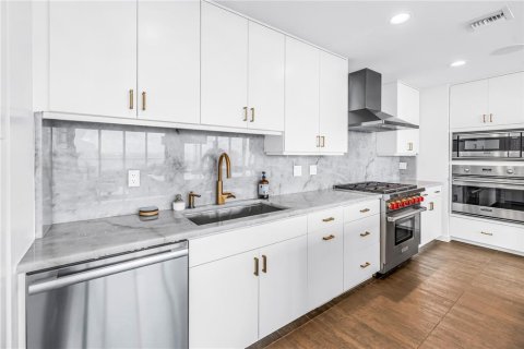 Condominio en venta en Saint Petersburg, Florida, 3 dormitorios, 196.95 m2 № 2342072 - foto 16