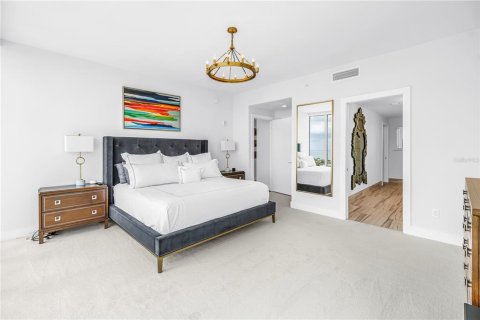 Condominio en venta en Saint Petersburg, Florida, 3 dormitorios, 196.95 m2 № 2342072 - foto 19
