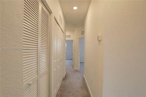 Touwnhouse à vendre à Homestead, Floride: 3 chambres, 157.47 m2 № 1846310 - photo 9