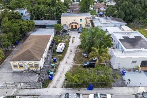 Immobilier commercial à vendre à Miami, Floride: 167.22 m2 № 2171047 - photo 9