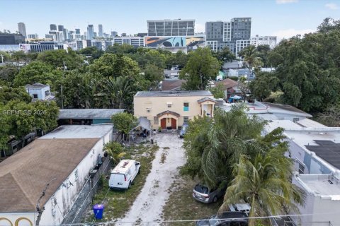 Immobilier commercial à vendre à Miami, Floride: 167.22 m2 № 2171047 - photo 3