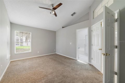 House in Davenport, Florida 3 bedrooms, 126.53 sq.m. № 2399047 - photo 23