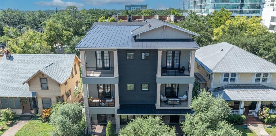Townhouse in Orlando, Florida 3 bedrooms, 249.63 sq.m. № 1854051