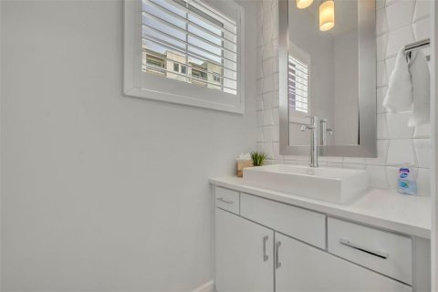 Townhouse in Orlando, Florida 3 bedrooms, 249.63 sq.m. № 1854051 - photo 14