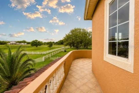 House in Groveland, Florida 4 bedrooms, 360.09 sq.m. № 2210490 - photo 24